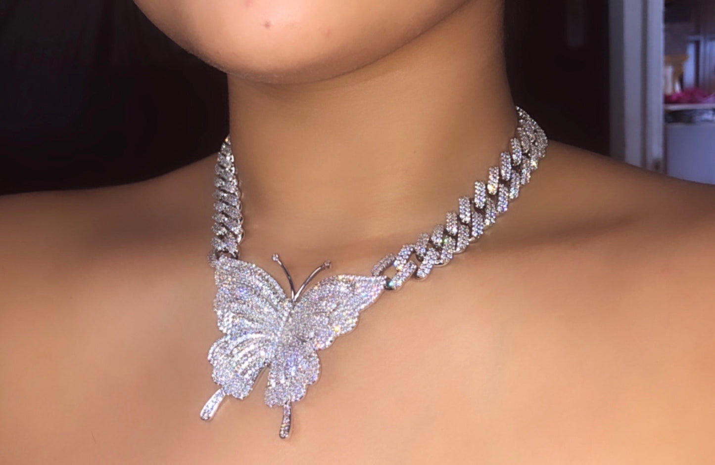 Glam Butterfly Cuban