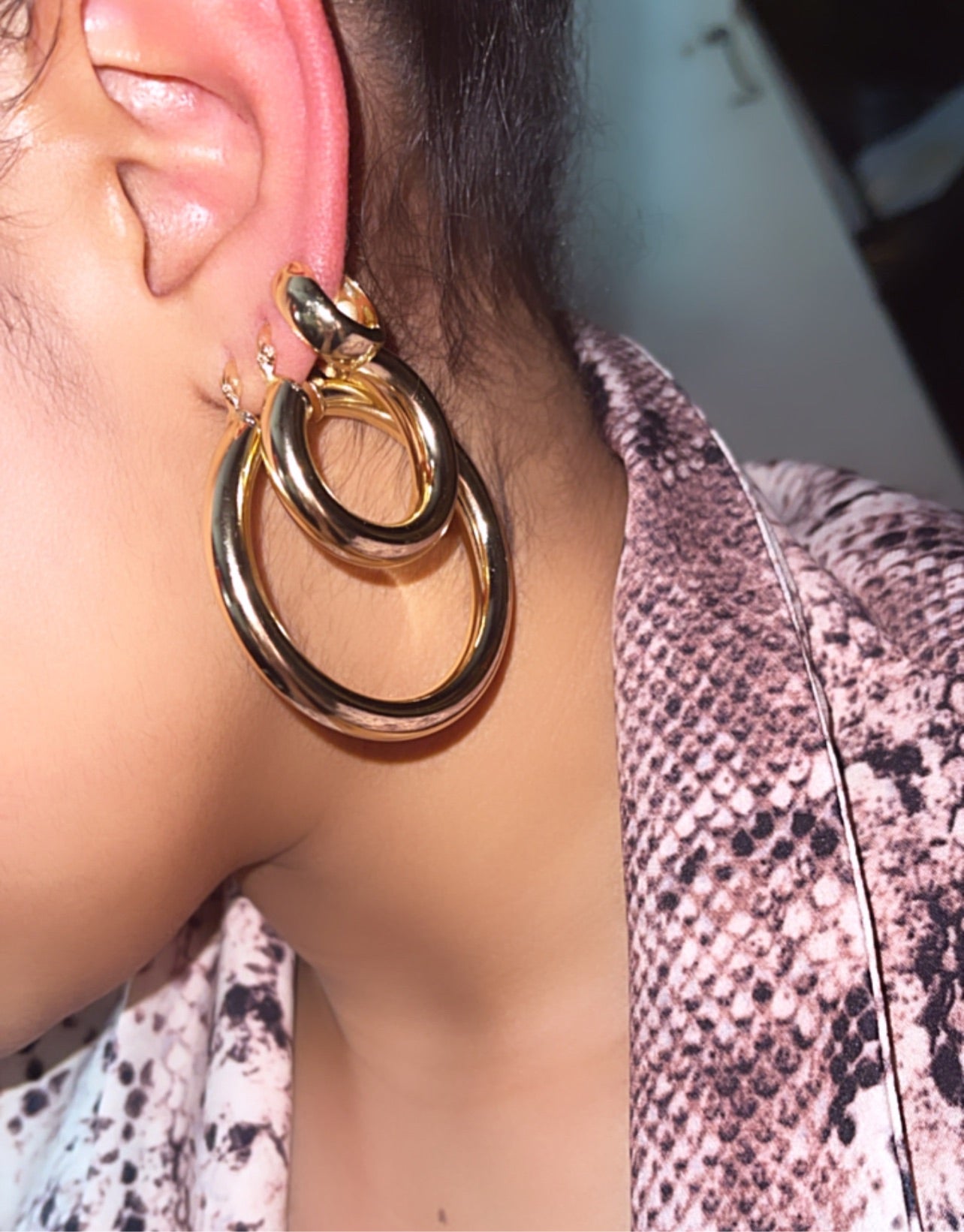 Chunky Gold Huggies