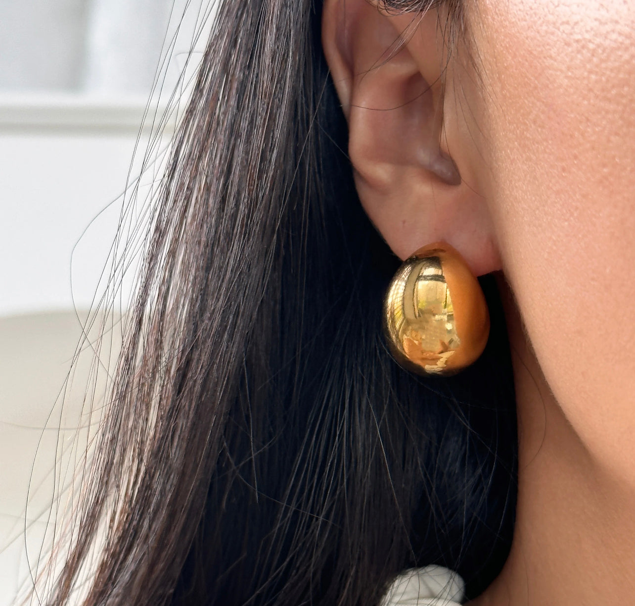 Solid Mini Earrings
