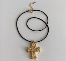 Load image into Gallery viewer, Vintage Cross Necklace
