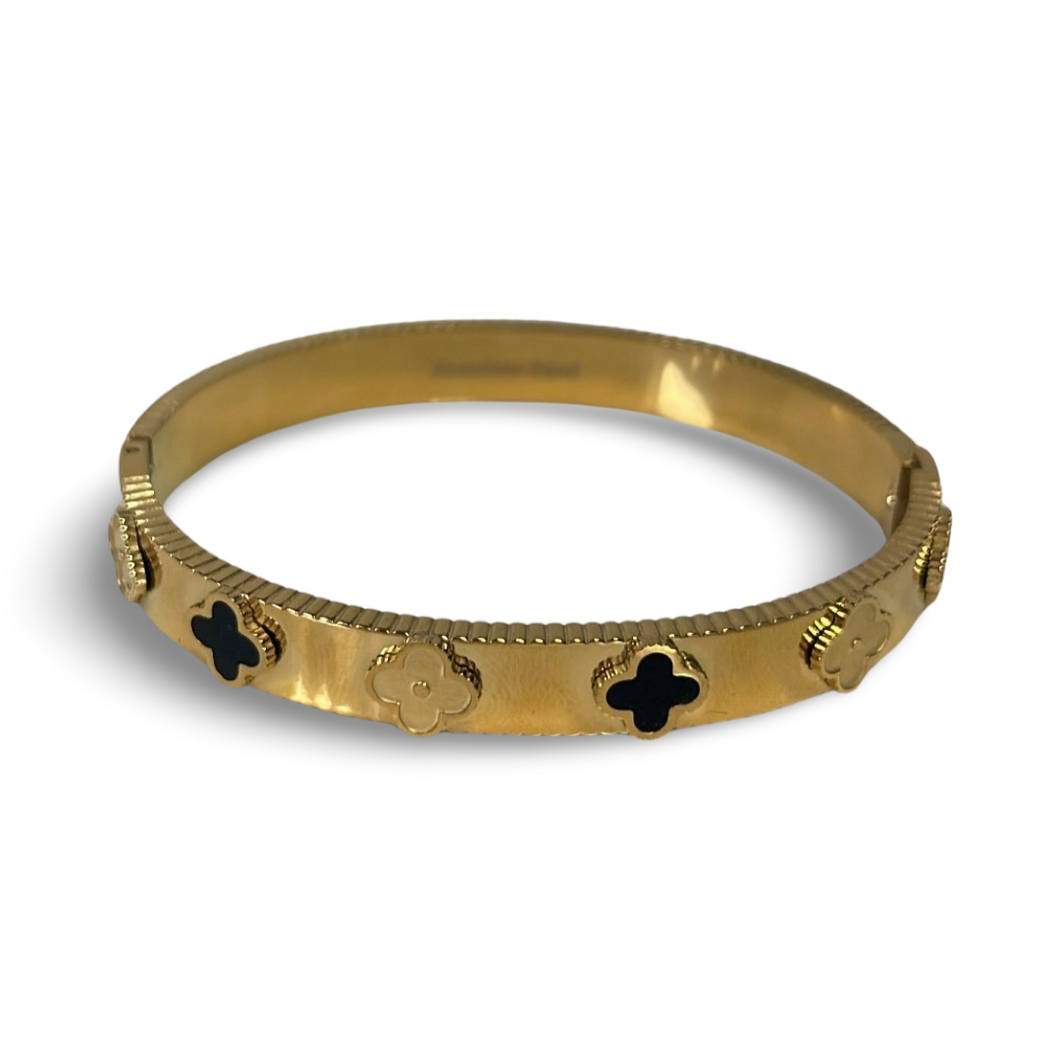 Black & Gold Clove Bracelet