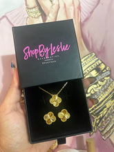 Load image into Gallery viewer, Single Clove Necklace &amp; Earrings
