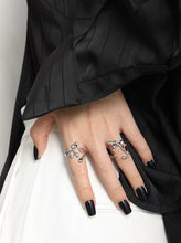 Load image into Gallery viewer, Dripping Silver Ring
