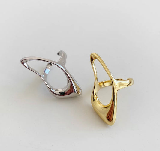Hollow Ring