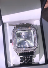 Load image into Gallery viewer, Square Face Watch
