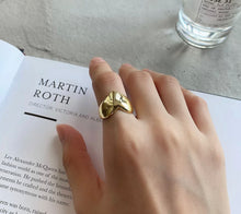Load image into Gallery viewer, Heart Shape Ring
