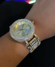 Load image into Gallery viewer, Circle Face Watch
