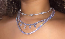 Load image into Gallery viewer, Dainty Butterly Choker
