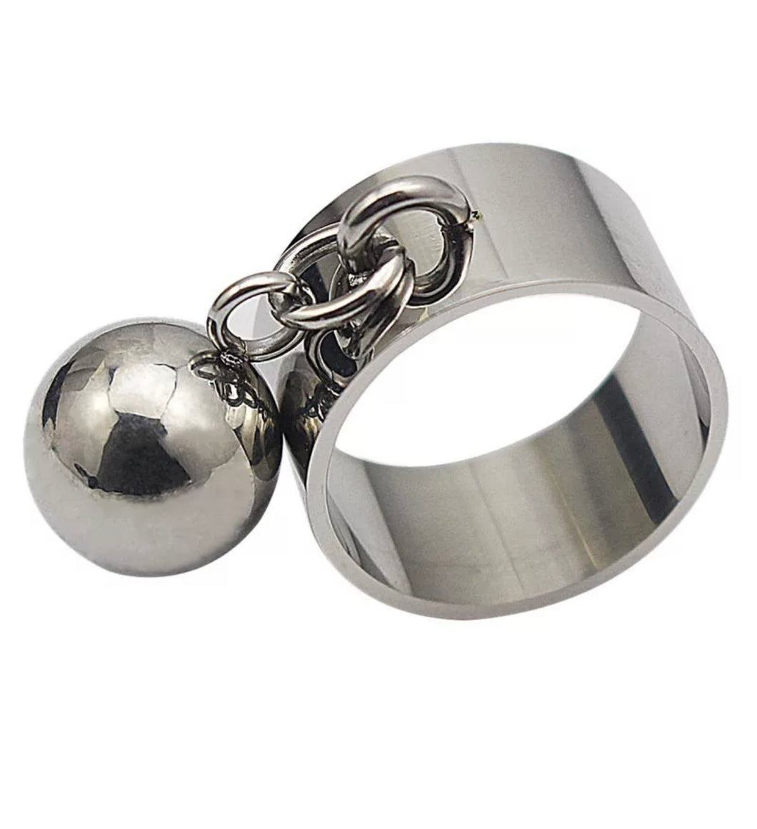 Hanging Ball Ring