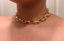 Load image into Gallery viewer, Chunky Gold Link Necklace
