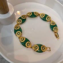 Load image into Gallery viewer, Jade Unique Bracelets
