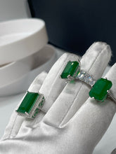Load image into Gallery viewer, Emerald Wifey Ring
