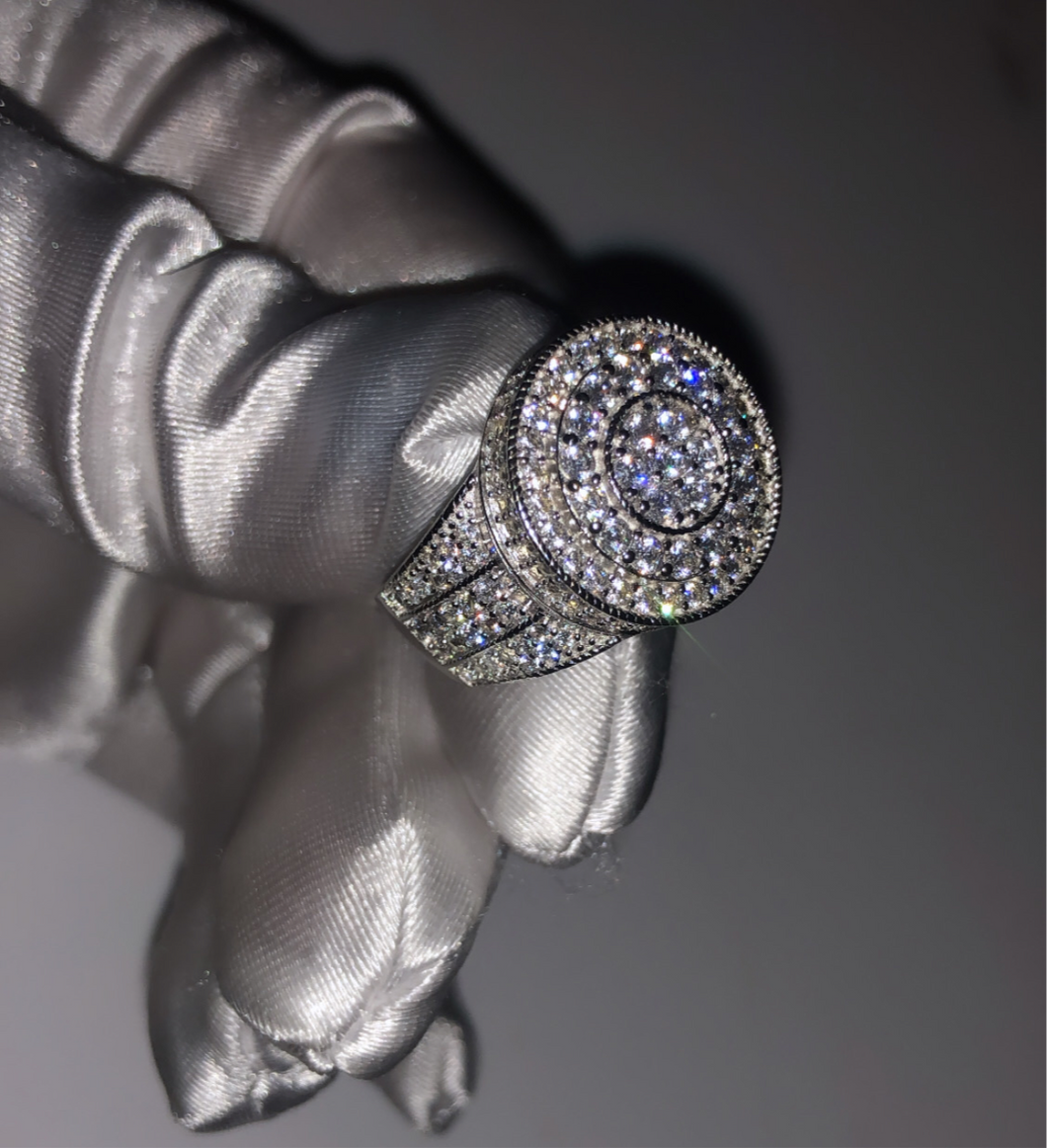 Circle Crystal Ring