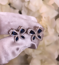 Load image into Gallery viewer, Mariposa Studs
